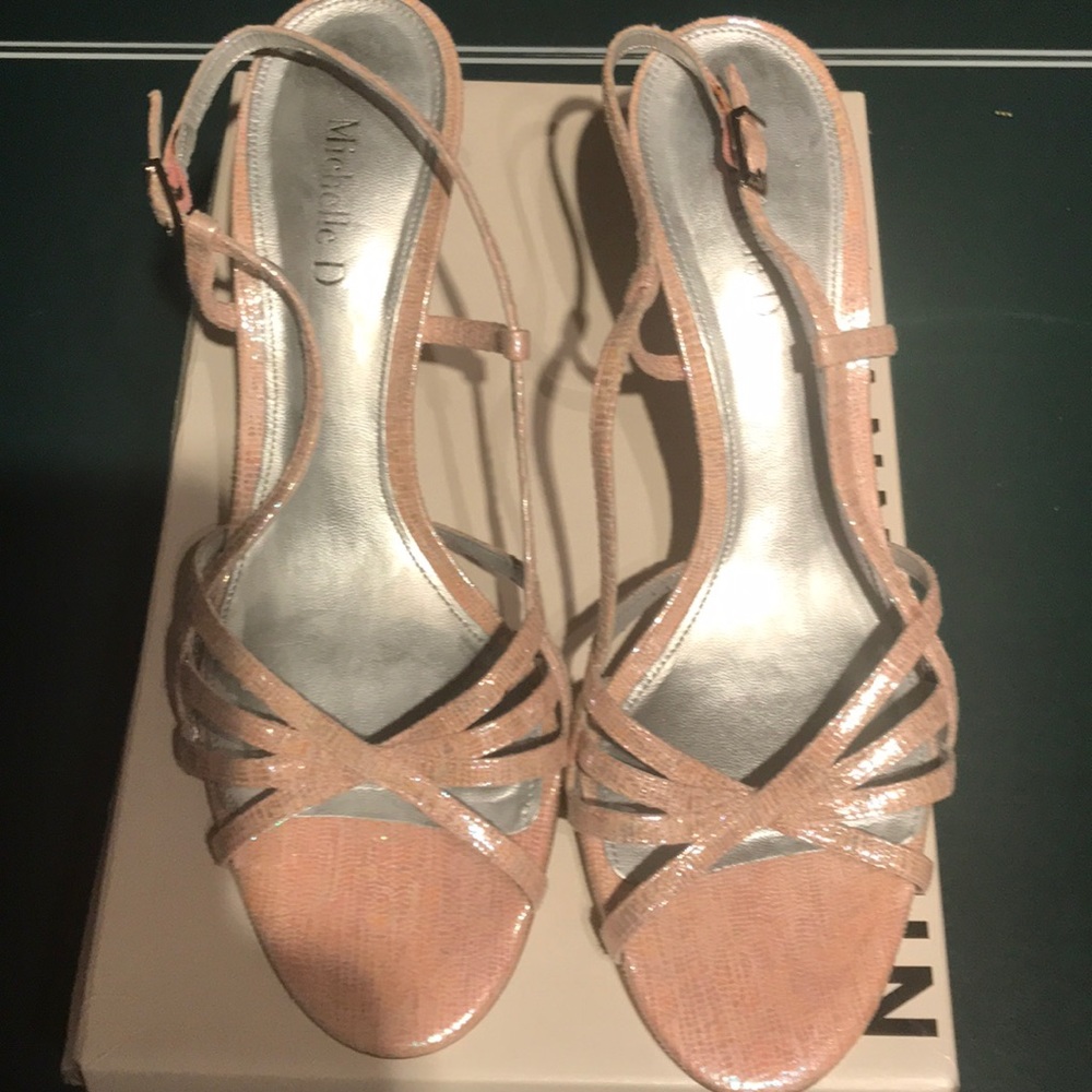 Women’s shoes